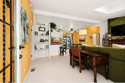 4201 Topanga Canyon Blvd #106, Woodland Hills, CA 91364 - Photo 2