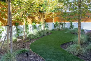 1567 Hi Point St, Los Angeles, CA 90035 - Photo 18