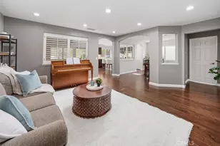 17781 Maplehurst Pl, Canyon Country, CA 91387 - Photo 10
