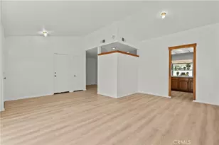 28511 Victoria Rd, Castaic, CA 91384 - Photo 6