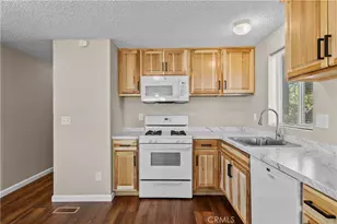 29021 Bouquet Canyon Road, Saugus, CA 91390 - Photo 4