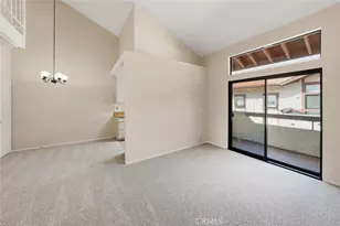18120 Sundowner, Canyon Country, CA 91387 - Photo 4