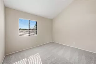 18120 Sundowner, Canyon Country, CA 91387 - Photo 16