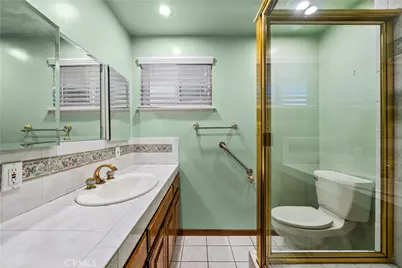 19800 Citronia Street, Chatsworth, CA 91311 - Photo 12