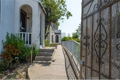 272 S Burlington, Los Angeles, CA 90057 - Photo 6