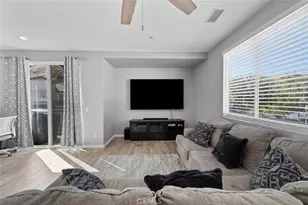 27950 Avalon Dr, Canyon Country, CA 91351 - Photo 4