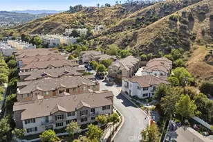 27950 Avalon Dr, Canyon Country, CA 91351 - Photo 26