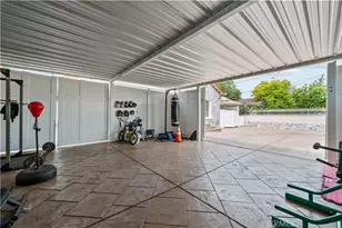 6917 Tyrone, Van Nuys, CA 91405 - Photo 10