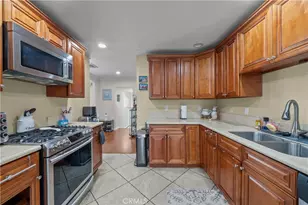 6917 Tyrone, Van Nuys, CA 91405 - Photo 24
