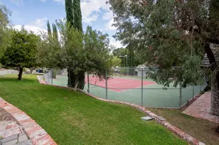 15657 Live Oak Springs Canyon, Canyon Country, CA 91387 - Photo 42