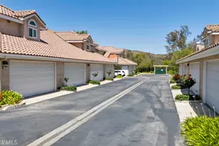 272 Fieldstone Way, Simi Valley, CA 93065 - Photo 26