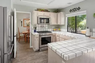 22648 Oxford, Saugus, CA 91350 - Photo 14