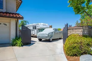 22648 Oxford, Saugus, CA 91350 - Photo 46