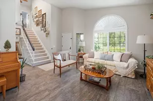 22648 Oxford, Saugus, CA 91350 - Photo 10