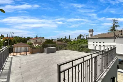 17846 Palora, Encino, CA 91316 - Photo 40