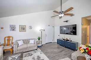 27919 Sarabande, Canyon Country, CA 91387 - Photo 6