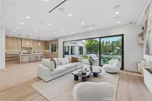 19141 Erwin, Tarzana, CA 91335 - Photo 12