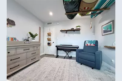 22030 Calvert #2, Woodland Hills, CA 91367 - Photo 8