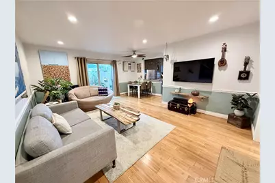22030 Calvert #2, Woodland Hills, CA 91367 - Photo 4
