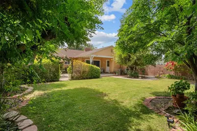 15927 Tupper Street, North Hills, CA 91343 - Photo 48