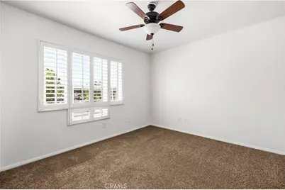 28637 Placerview Trail, Saugus, CA 91390 - Photo 32