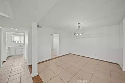 22647 Margarita Drive, Woodland Hills, CA 91364 - Photo 6