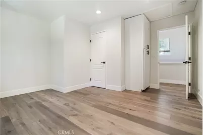 4726 Winnetka Avenue, Woodland Hills, CA 91364 - Photo 22