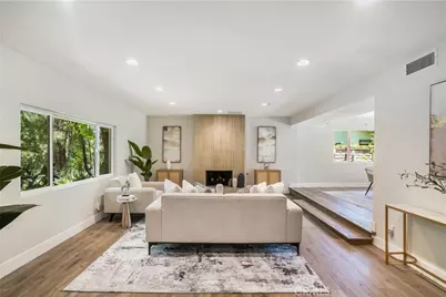 4726 Winnetka Avenue, Woodland Hills, CA 91364 - Photo 8
