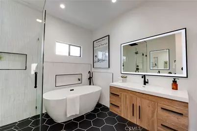 7330 De Soto, Canoga Park, CA 91303 - Photo 22