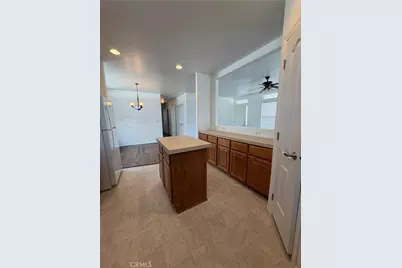4 Katy, Los Angeles, CA 91345 - Photo 14