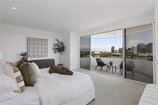 10560 Wilshire Blvd, Los Angeles, CA 90024 - Photo 14