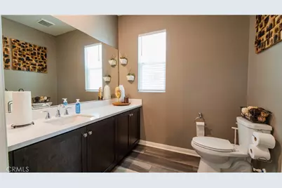 22740 Harmony, Saugus, CA 91350 - Photo 14