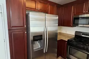 5550 Owensmouth, Woodland Hills, CA 91367 - Photo 8