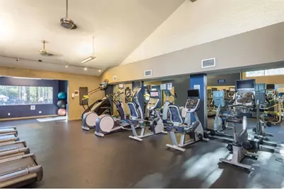 5550 Owensmouth #121, Woodland Hills, CA 91367 - Photo 18