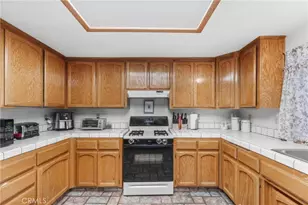 7431 Bay Ave, California City, CA 93505 - Photo 10