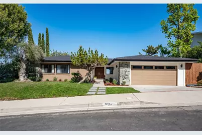 6052 Maury Avenue, Woodland Hills, CA 91367 - Photo 2
