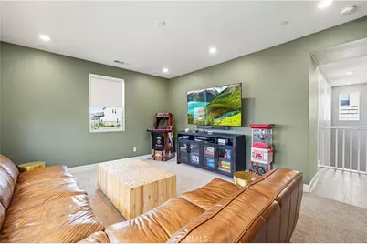 30012 Chestnut Lane, Castaic, CA 91384 - Photo 38