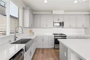 18175 Meridian Ln, Saugus, CA 91350 - Photo 10