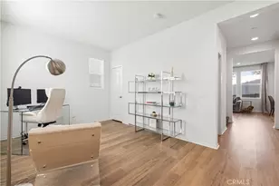 18175 Meridian Ln, Saugus, CA 91350 - Photo 2
