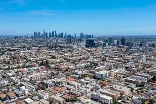 132 N Normandie, Los Angeles, CA 90004 - Photo 10