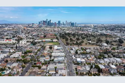 2113 Venice, Los Angeles, CA 90006 - Photo 16