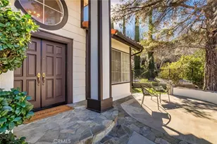29033 Shadow Valley Ln, Saugus, CA 91390 - Photo 6