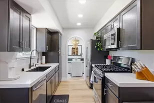 26434 Fairgate, Newhall, CA 91321 - Photo 6