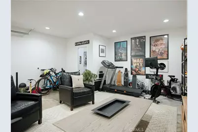 2330 W 29th Place, Los Angeles, CA 90018 - Photo 18