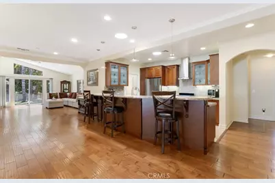 21720 Dumetz Road, Woodland Hills, CA 91364 - Photo 8