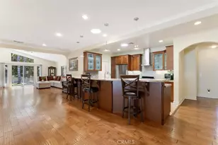 21720 Dumetz Rd, Woodland Hills, CA 91364 - Photo 8