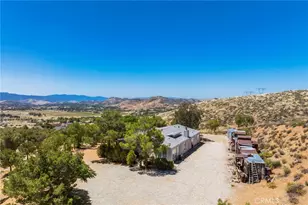 35675 Peppertree, Agua Dulce, CA 91390 - Photo 6