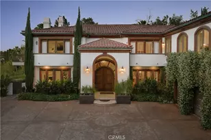 17984 Boris Dr, Encino, CA 91316 - Photo 2