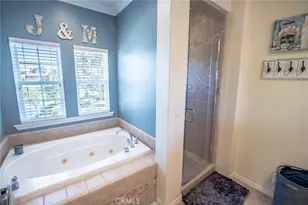 27042 Edgewater Ln, Valencia, CA 91355 - Photo 42