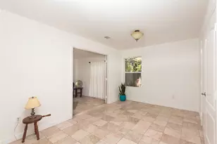 10416 Clybourn Ave, Shadow Hills, CA 91040 - Photo 24